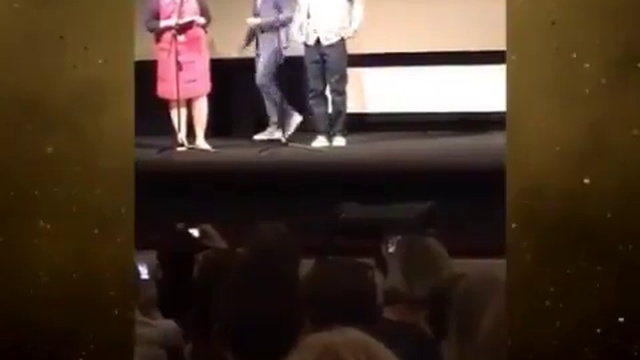 Роберт прибыл на Karlovy Vary International Film Festival смотреть онлайн