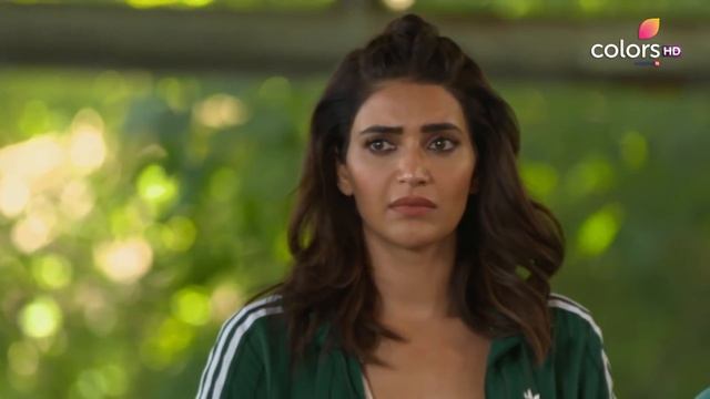 Khatron Ke Khiladi S10 | Tejasswi Prakash Won't Stop At Electric Shocks смотреть онлайн