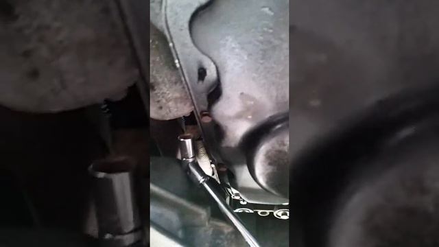 FORD EXPLORER TOP STARTER BOLT REMOVAL смотреть онлайн