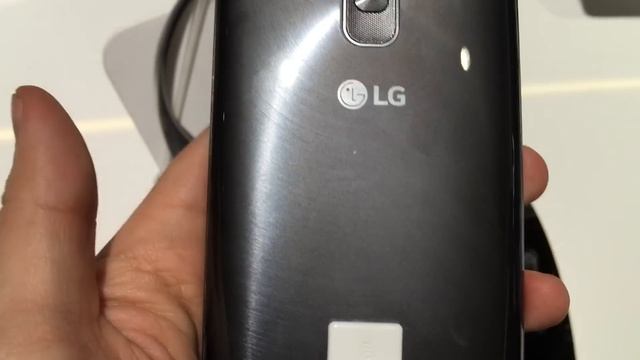 LG G Flex 2: очень мощный смартфон с изогнутым экраном смотреть онлайн