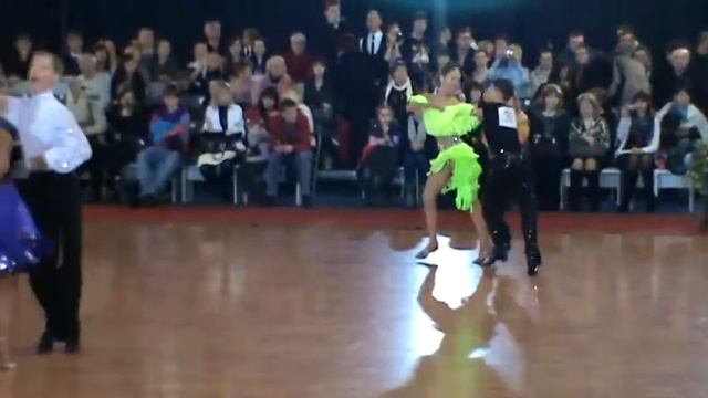 Никита Липень Чемпионат РБ 2011 по 10-ти танцам 1-2 самба.MPG смотреть онлайн