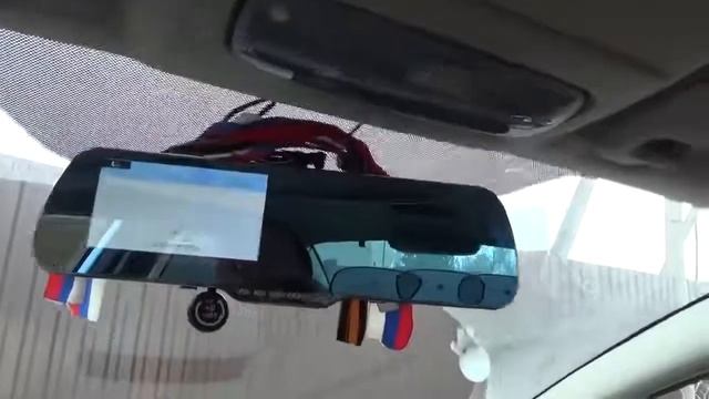 Зеркало видеорегистратор CAR DVRS MIRROR смотреть онлайн