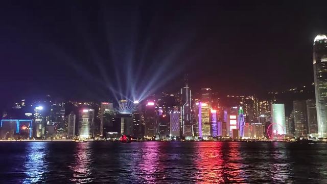 Симфония огней в бухте Виктория, Гонконг! смотреть онлайн