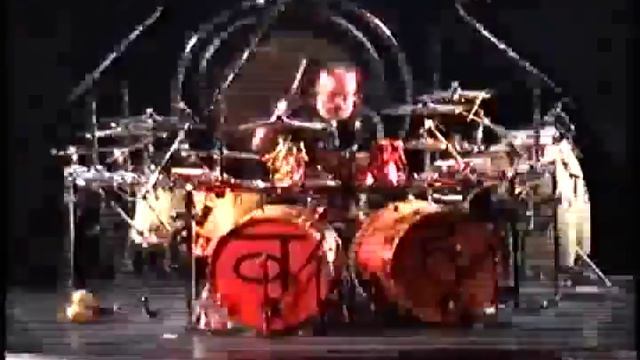 3.Alex Van Halen Drum Solo (1998) смотреть онлайн