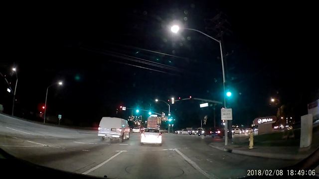 Dash Cam Night Test - YI 2.7" Screen Full HD Dashboard Camera смотреть онлайн