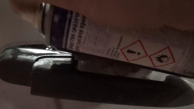 калина 2 гранта задняя ручка открывания двери, болтается смотреть онлайн