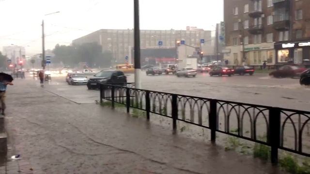 Магнитогорск пересечение улиц Гагарина Ленина 31.07.2013 смотреть онлайн