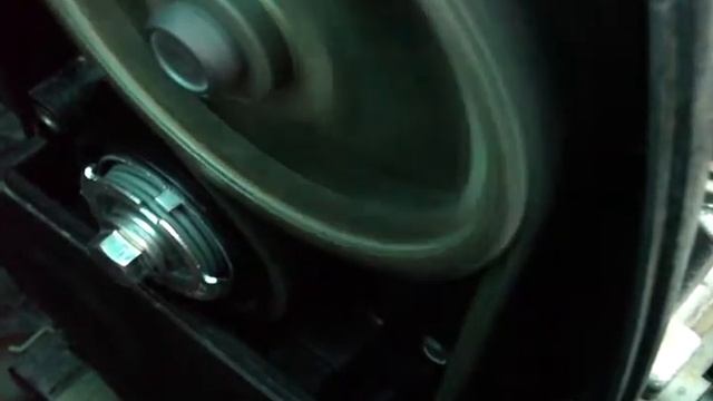 Переставили натяжной ролик в верхнее отверстие смотреть онлайн