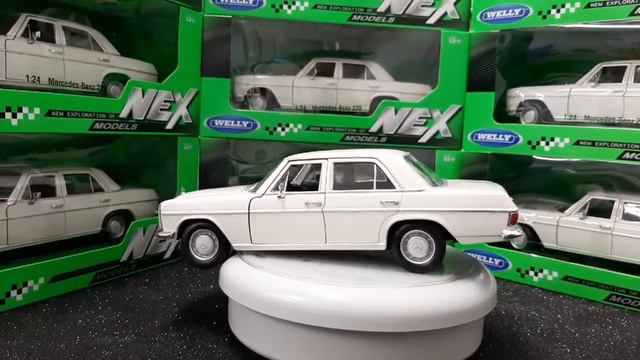 Miniatura Mercedes Benz 220, da fabricante Welly, em escala 1/24 - COMPRECARSHOP смотреть онлайн
