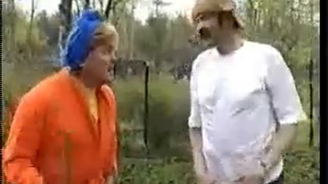 "А чем от меня должно пахнуть?!.." смотреть онлайн