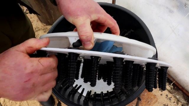 Как смастерить перосъемную машину на базе стиралки малютка Жизнь в деревне смотреть онлайн