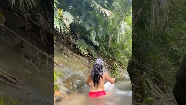 Village Girl Open Bathing River || Nepali Village Girl смотреть онлайн