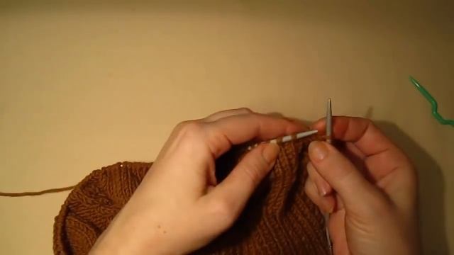 ВЯЗАНИЕ! СВЯЗАТЬ ЖЕНСКУЮ ШАПКУ! Вязание начинающим knitting смотреть онлайн
