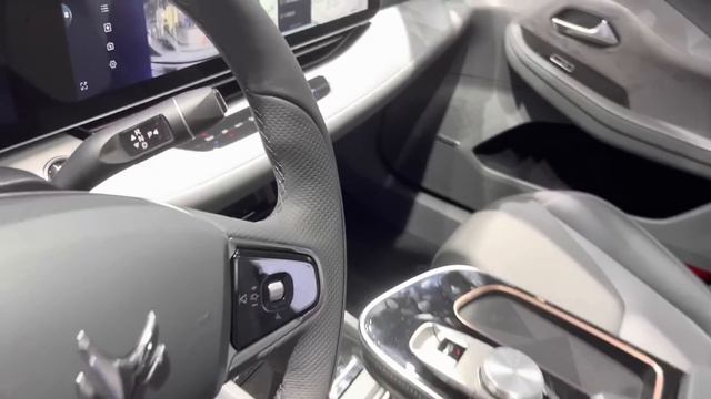 Автовыставка в Китае.Шенчжень 2022.Крутые новинки электромобилей BYD Xpeng Geely MG HIPHI и другие смотреть онлайн