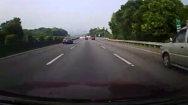 Luxgen VS BMW смотреть онлайн