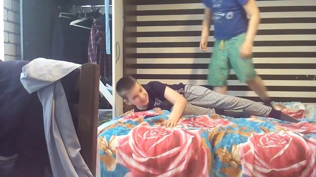 Приёмы ОМОН и экипировка ОМОН