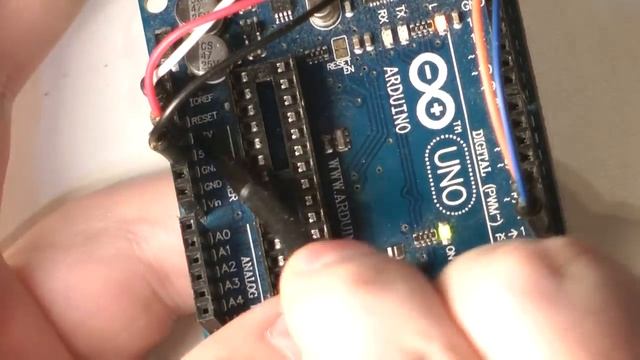 Как прошить ATmega328 с помощью Arduino Uno sketch смотреть онлайн