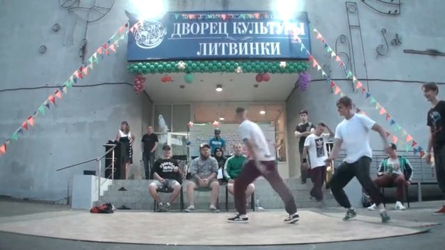 1/2 Final!Bboy Ярик vs Bboy Green Casper (Green Dancers) [В Кругу Хип-Хопа] смотреть онлайн