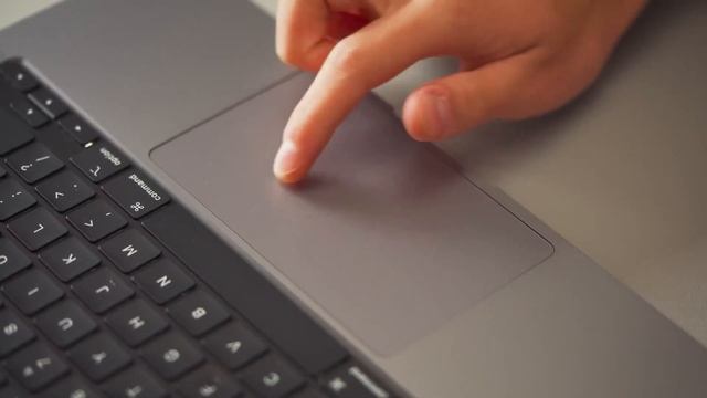 MacBook Pro 14 M1 - РАСПАКОВКА & ПЕРВЫЕ ВПЕЧАТЛЕНИЯ смотреть онлайн