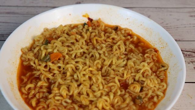 Ёль рамен (рамен с перцем) от компании Оттоги.