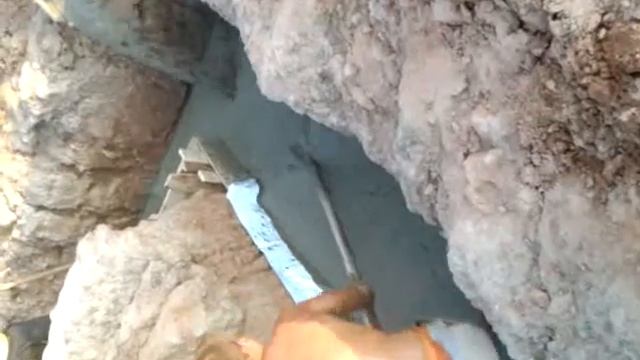 Заливаем подушку фундамента смотреть онлайн