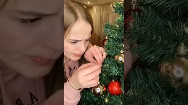 Как я украшала ёлку в 5 лет смотреть онлайн