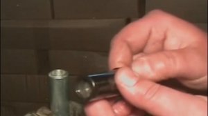 ПЕРЕЗАРЯДКА ГИДРОНАТЯЖИТЕЛЯ ЗМЗ 406 405 409 С ПОМОЩЬЮ ПРИСПОСОБЛЕНИЯ