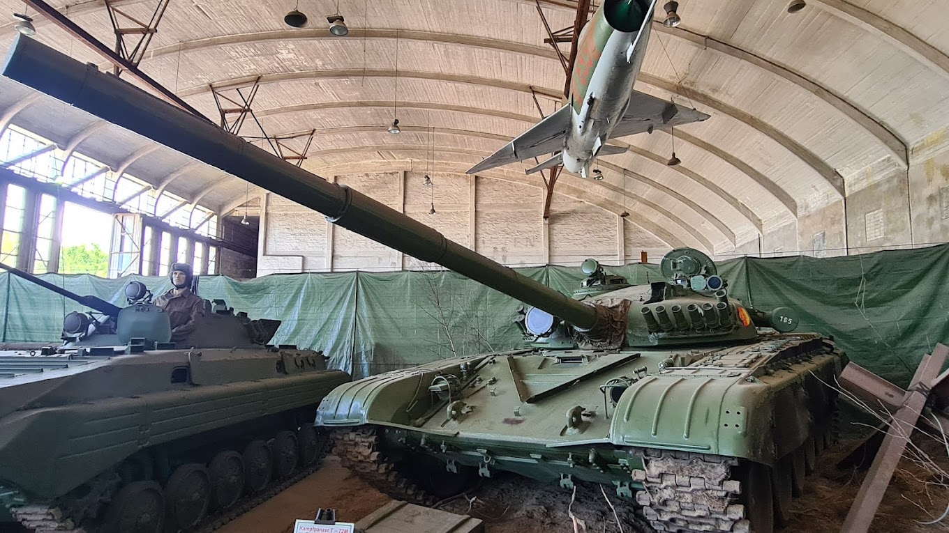 Музей техники в гарнизоне Даммгартен. Technik-Museum Pütnitz. Germany. 2022. смотреть онлайн