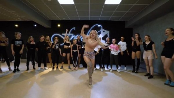 "FLAWLESS" | VOGUE choreo | FRAULES | FLAWLESS ELEVATOR