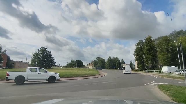 ЕЛГАВА 4 ИЮЛЯ . СЕКУНДА ДО АВАРИИ . МЯСОКОМБИНАТ И НА КЛАДБИЩЕ БАЛОЖУ смотреть онлайн