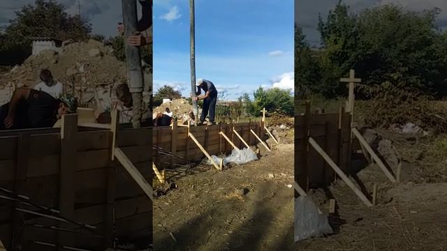 Строю дом сам с нуля (заливаем фундамент) смотреть онлайн