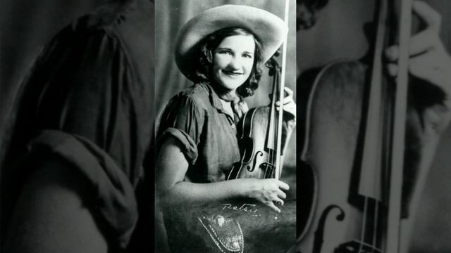 When The Flowers of Montana Were Blooming // Patsy Montana // 1932 смотреть онлайн