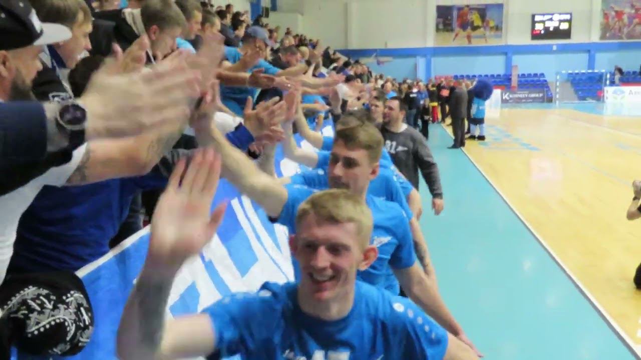 Игроки и фанаты ГК Зенит смотреть онлайн