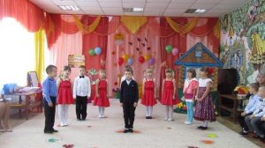 Песня: "Кто займется с малышами"