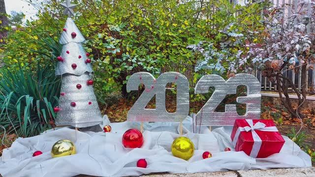 НОВОГОДНИЙ ДЕКОР. ЗИМНЯЯ СКАЗКА в ДЕТСКОМ САДУ смотреть онлайн