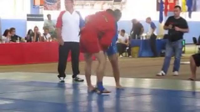 Чемпионат Европы по боевому самбо 2012_11.MOV смотреть онлайн