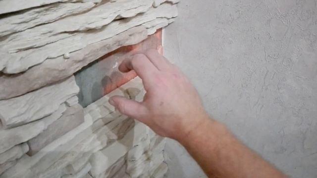 Узнал ПРИЧИНУ отслоения КАМНЯ от стены. Почему декоративный камень НЕ ДЕРЖИТСЯ