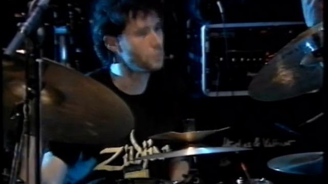 Dobgála '95 Budapest BKK - Embertelen dal - OKÉ смотреть онлайн