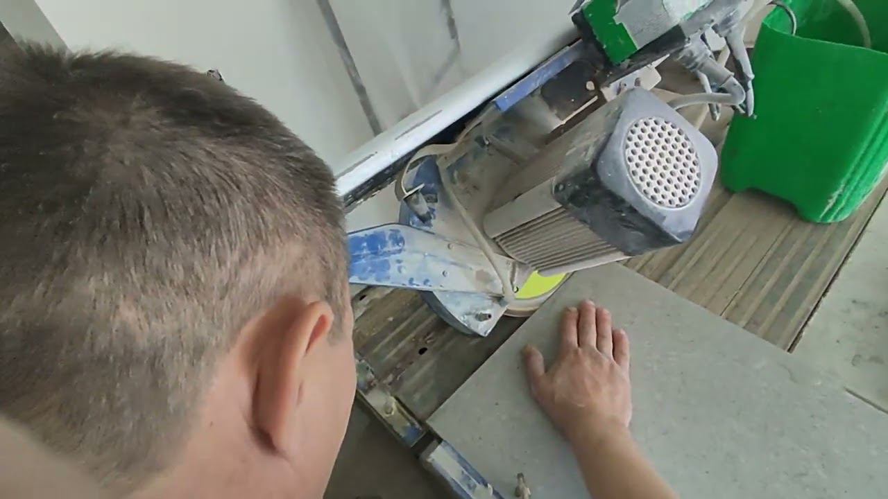 Запил плитки под 45° качественно ! смотреть онлайн