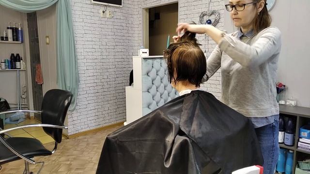 ЭТАП ПРОЦЕССА СТРИЖКИ/ Стрижка для женщины 50+ смотреть онлайн