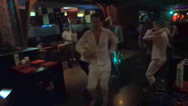 Bachata dance social Sabor en clave Almaty смотреть онлайн