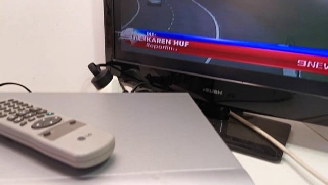 LG GC480W Crystal Live Picture VHS VCR Video Player with Remote Control смотреть онлайн