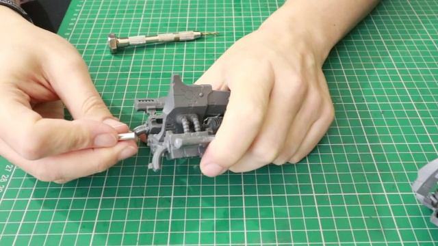 How to Magnetise - Necron Silent King Model смотреть онлайн