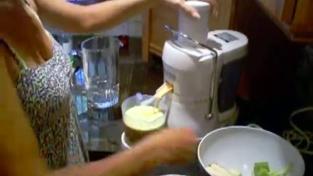 JUICING made easy - by Cheryl смотреть онлайн