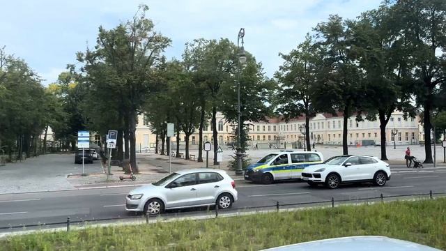 Экскурсия в Берлин! Главные достопримечательности! Designer Outlet Berlin. Обзор цен на одежду и ед смотреть онлайн