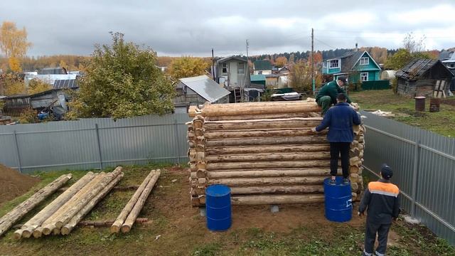 СРУБ ДЛЯ БАНИ 4х4.ЧАСТЬ 1. смотреть онлайн