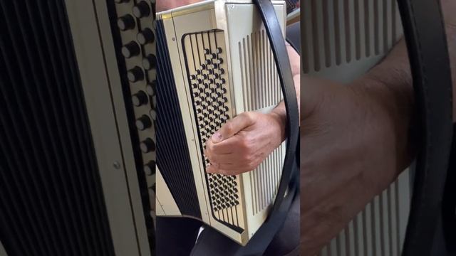 Баян тульский цельнопланочный в продажу смотреть онлайн