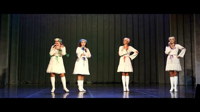 Ансамбль Задорушка " Под окном широким"," Разговоры" (из реперт. Марины Девятовой) смотреть онлайн