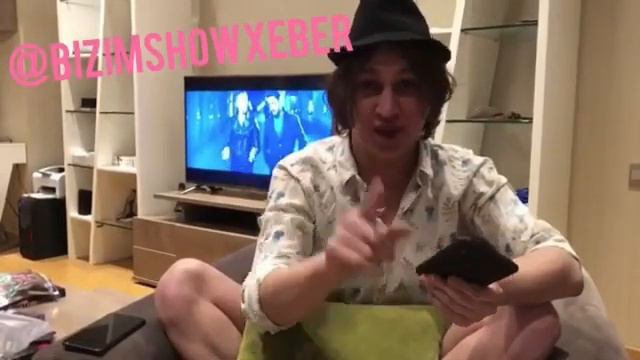 Yetim eyvazın oğlu esebleşdi reklama ehtiyacım yoxdu!!! смотреть онлайн