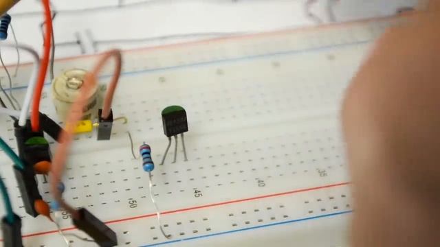 How to make a Theremin смотреть онлайн